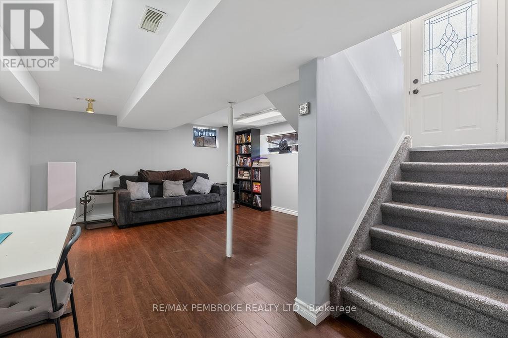466 Gourley Avenue, Pembroke, ON