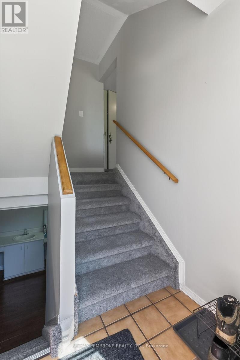 466 Gourley Avenue, Pembroke, ON