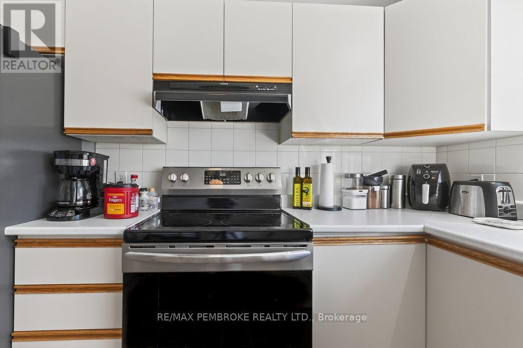 466 Gourley Avenue, Pembroke, ON