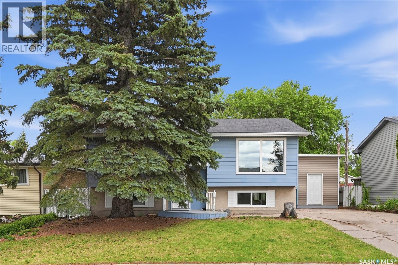 424 Dalhousie Crescent, Saskatoon, SK