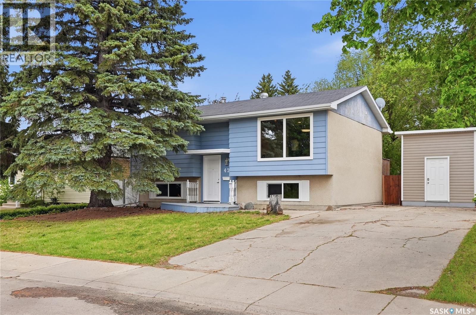 424 Dalhousie Crescent, Saskatoon, SK