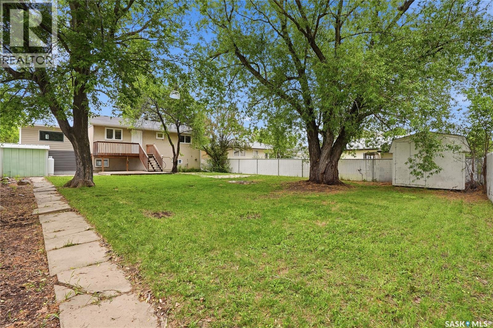 424 Dalhousie Crescent, Saskatoon, SK