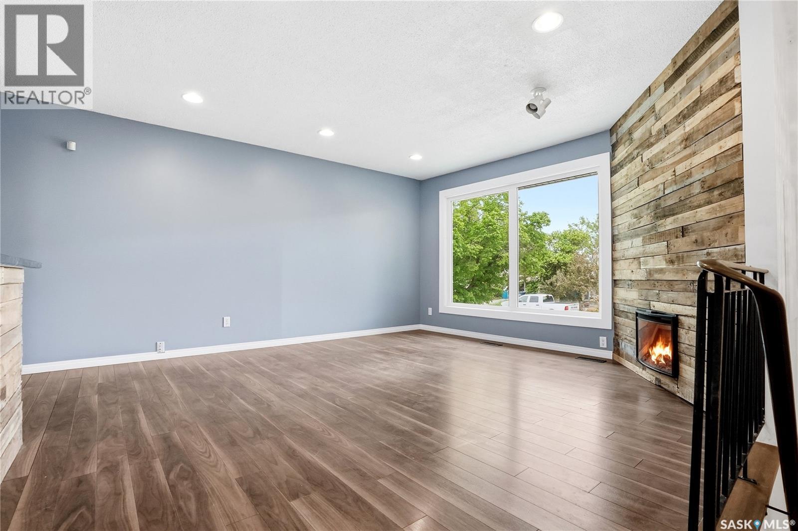 424 Dalhousie Crescent, Saskatoon, SK