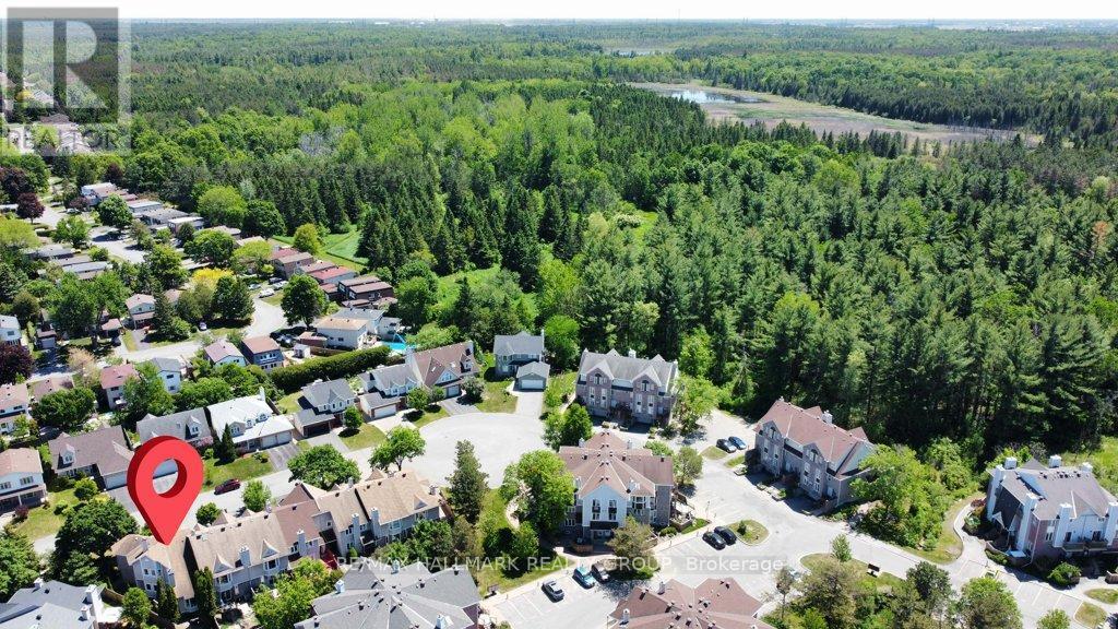 Enclave of neighbouring townhomes - 22 Terrace Drive, Ottawa, ON