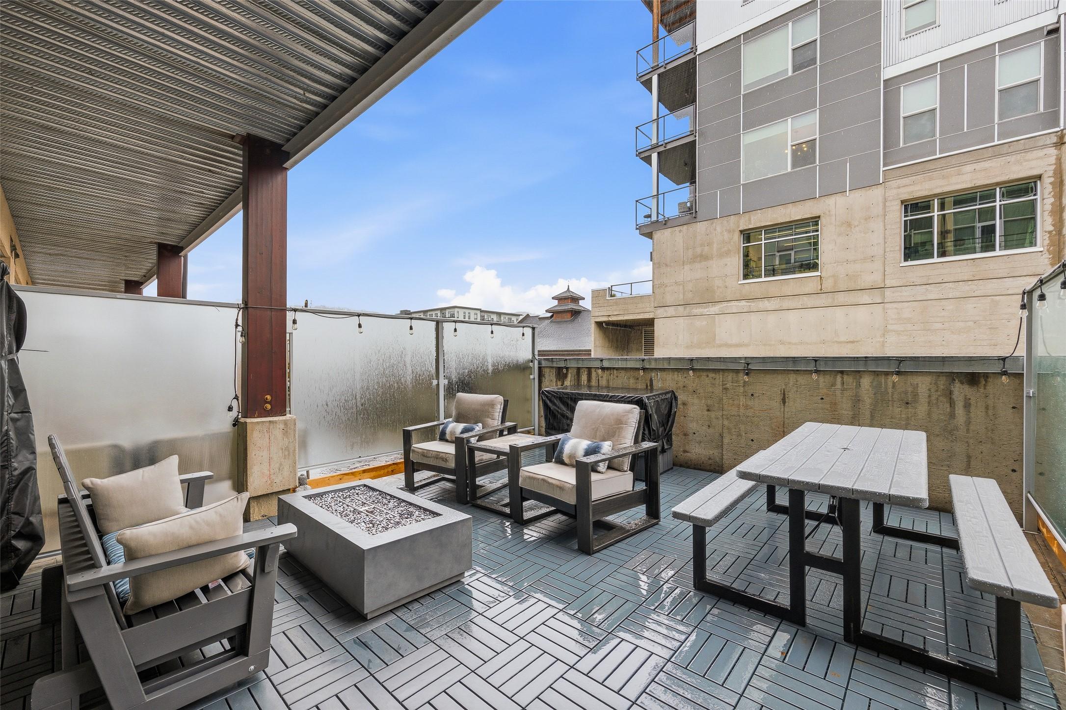 214-1289 Ellis Street, Kelowna, BC - Outdoor With Deck Patio Veranda With Exterior