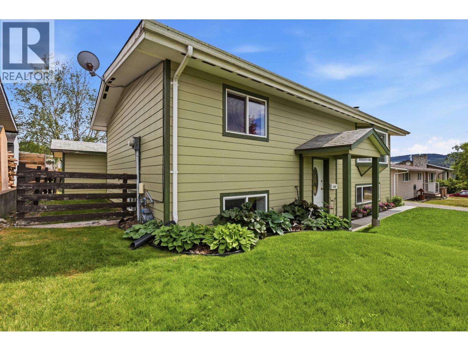 708 Smith Street, Williams Lake, BC