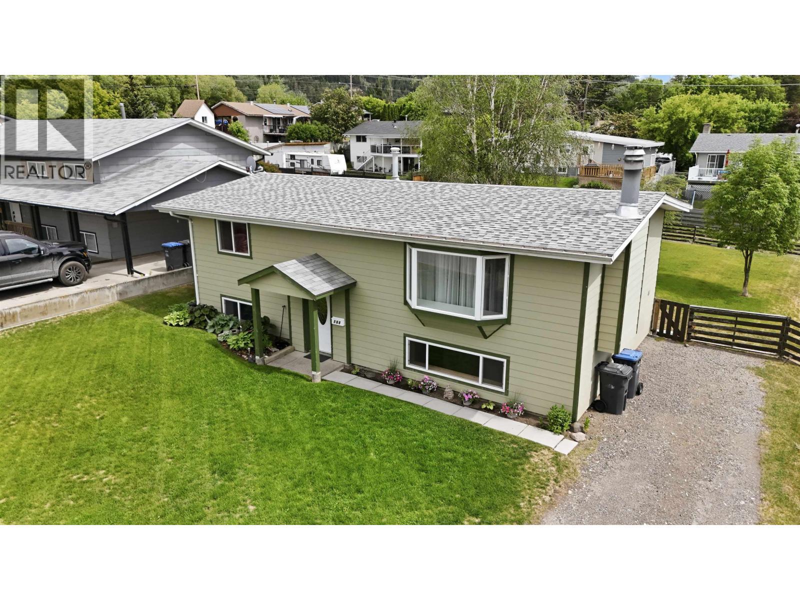 708 Smith Street, Williams Lake, BC