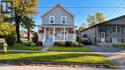 218 HENRIETTA STREET Fort Erie (Central), ON L2A 2K5