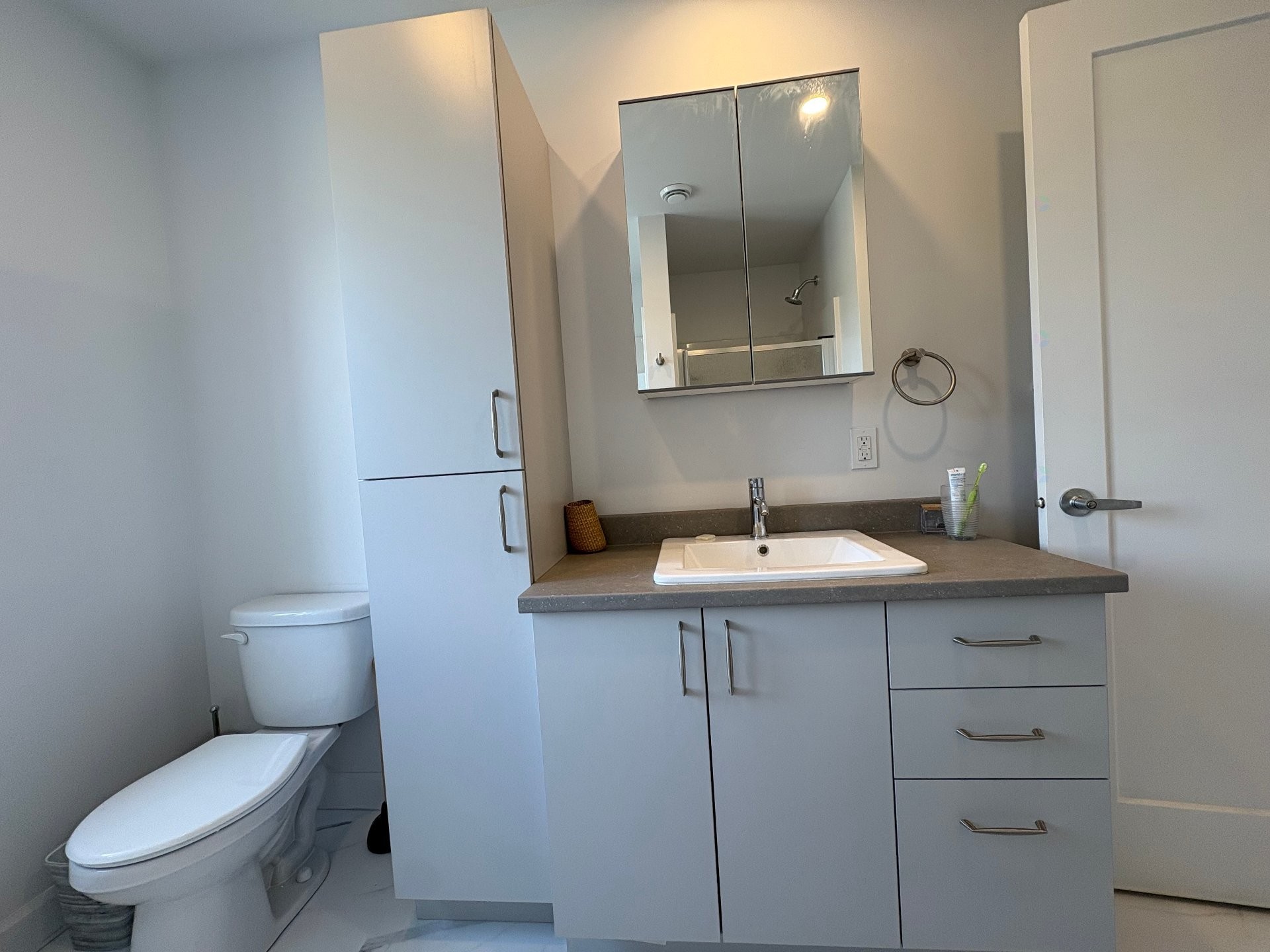 Salle de bains - 5-666 Av. Ste-Bernadette, Rouyn-Noranda, QC - Indoor Photo Showing Bathroom