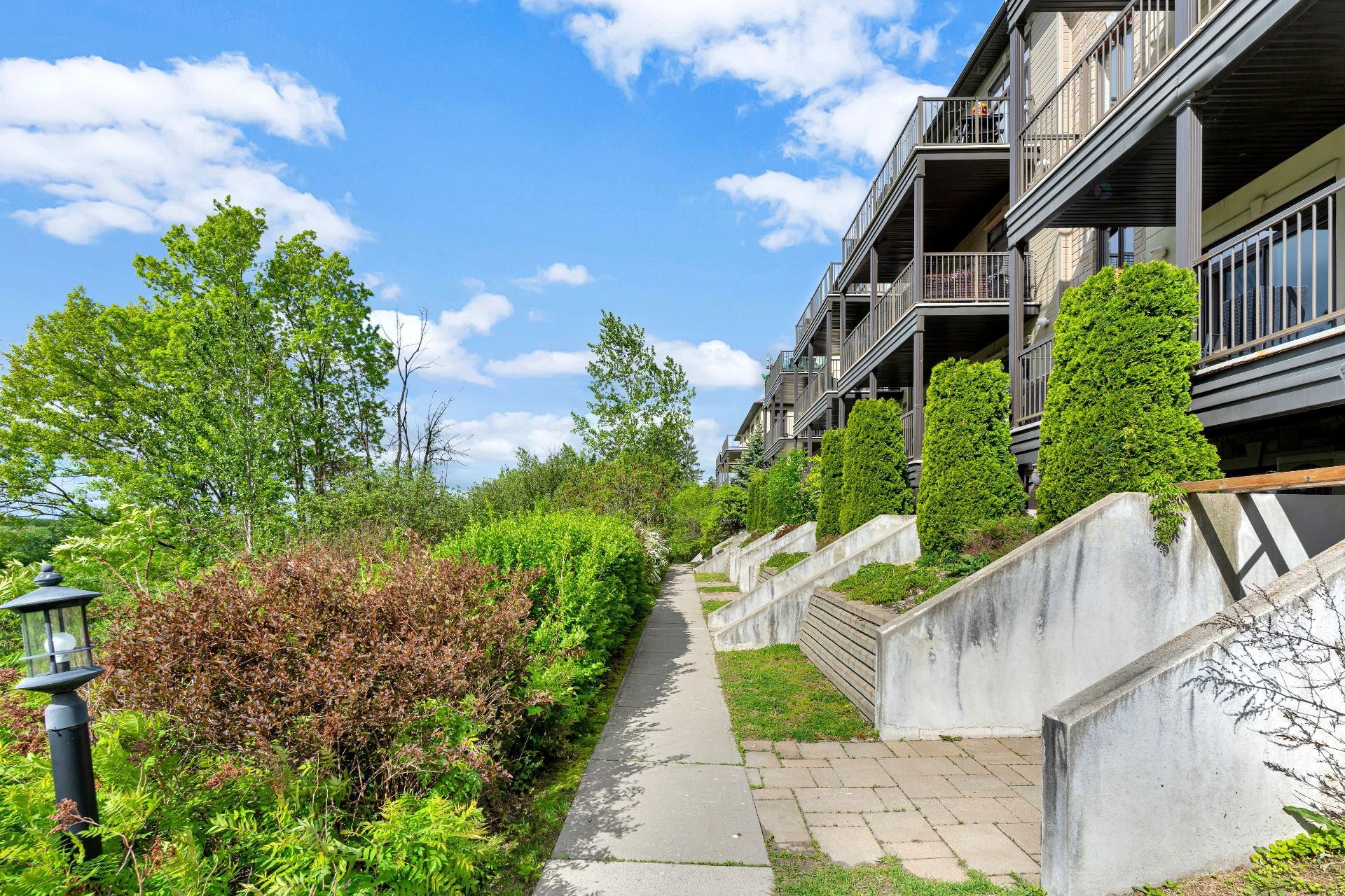 Courtyard - 4-129 Rue D'Augusta, Gatineau (Aylmer), QC - Outdoor With Balcony