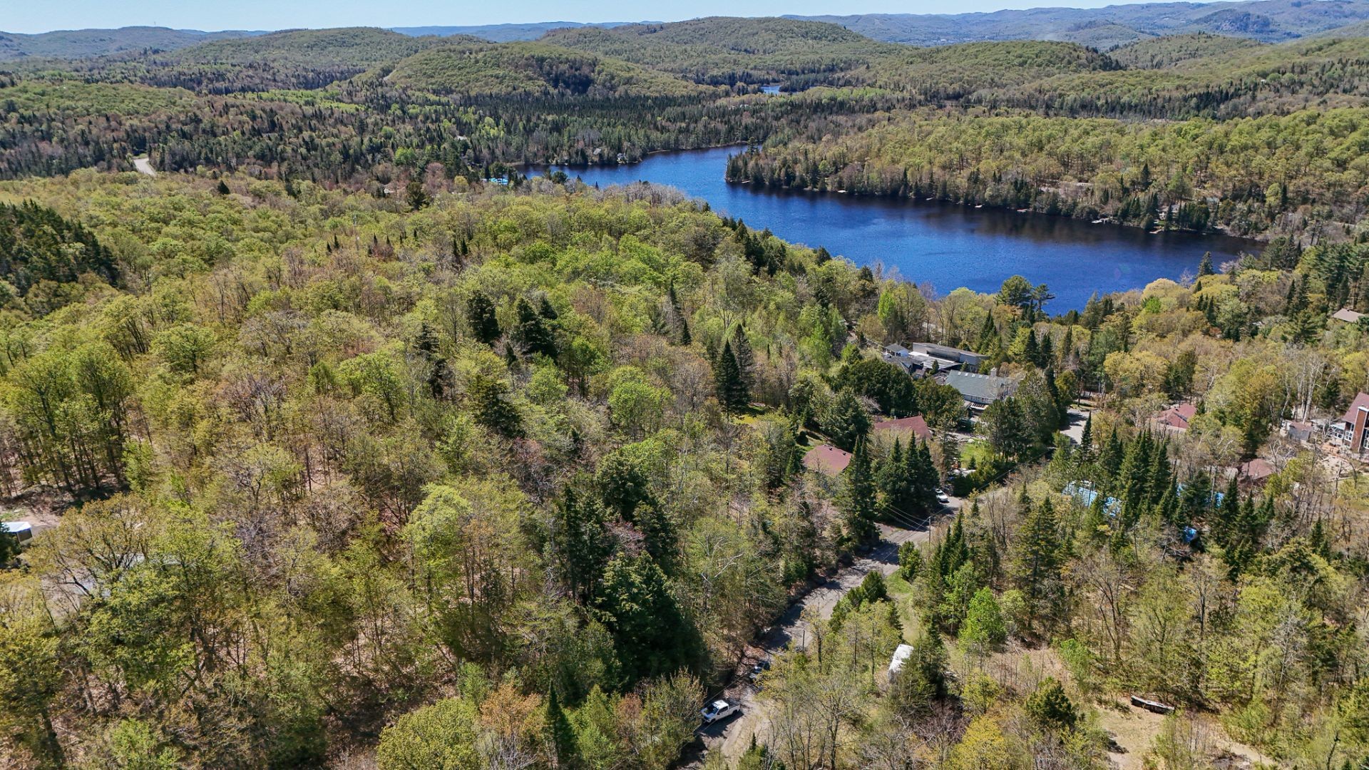 Photo aérienne - 520E Avenue, Saint-Hippolyte, QC