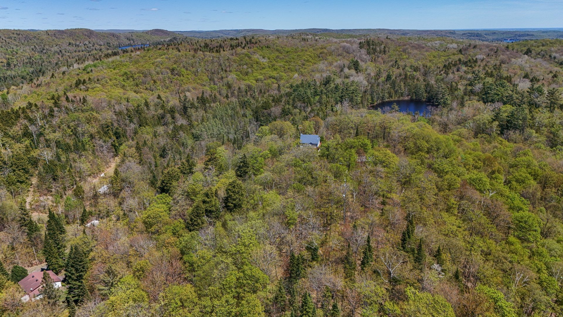 Photo aérienne - 520E Avenue, Saint-Hippolyte, QC