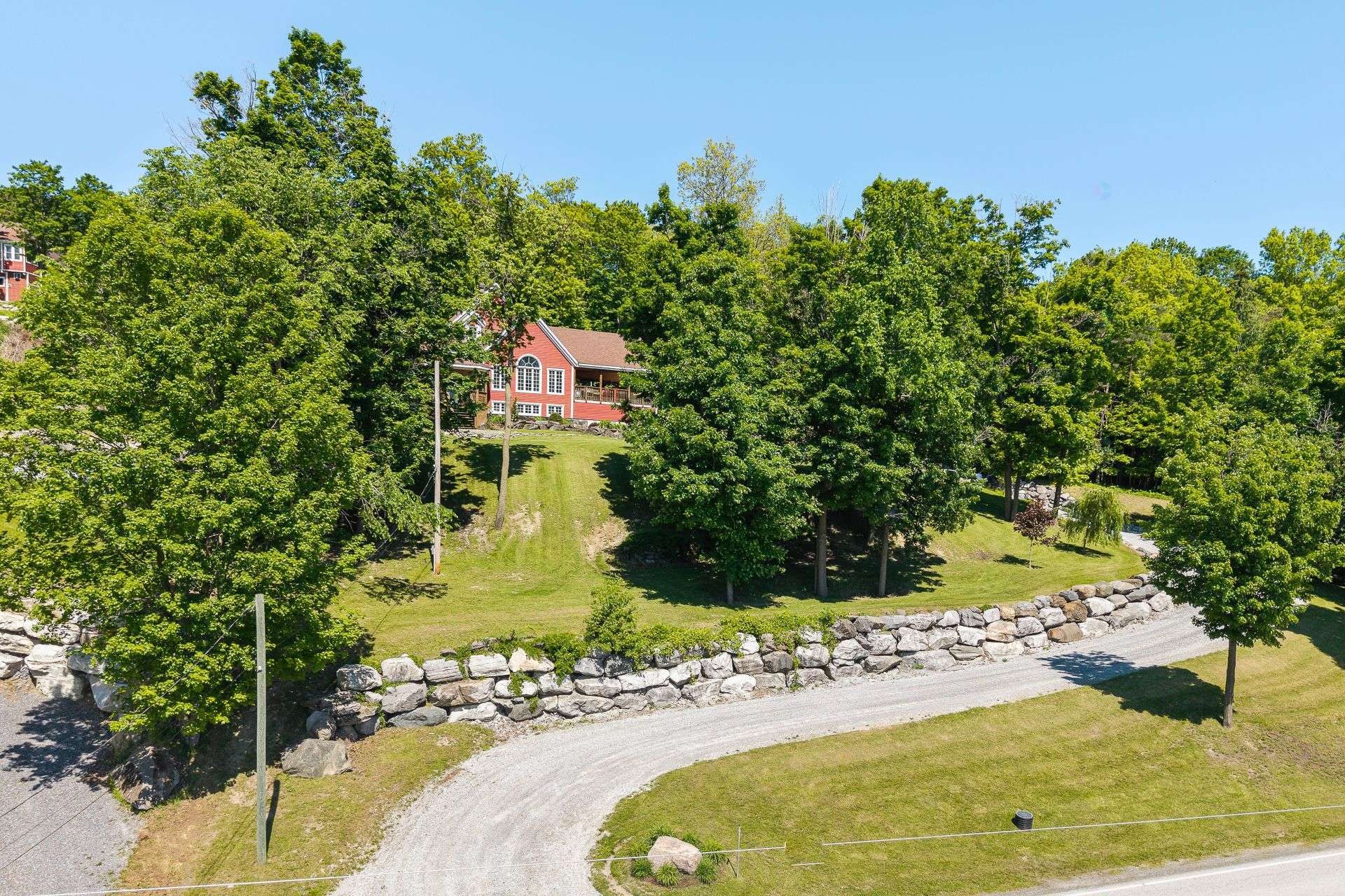 Front of Structure - 975 Rg St-Henri, Saint-Armand, QC - Outdoor