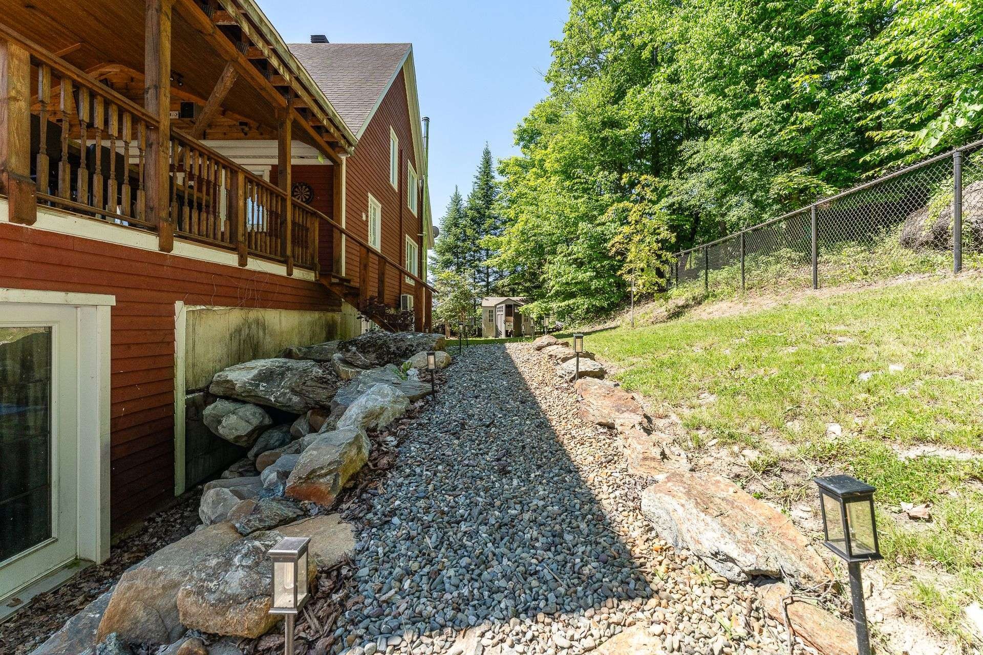 Back of Structure - 975 Rg St-Henri, Saint-Armand, QC - Outdoor