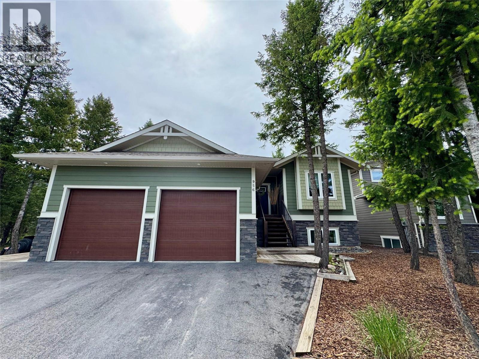 956 Copper Point Way, Invermere, BC