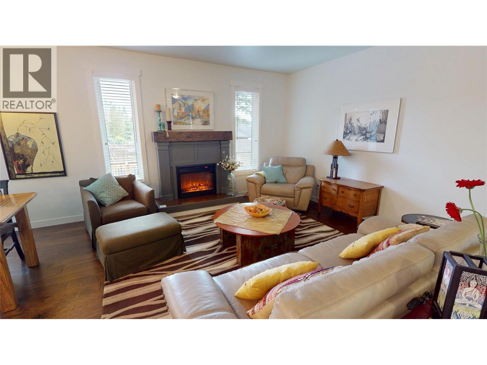 956 Copper Point Way, Invermere, BC
