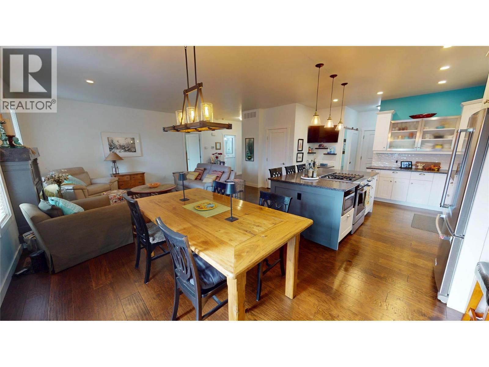 956 Copper Point Way, Invermere, BC