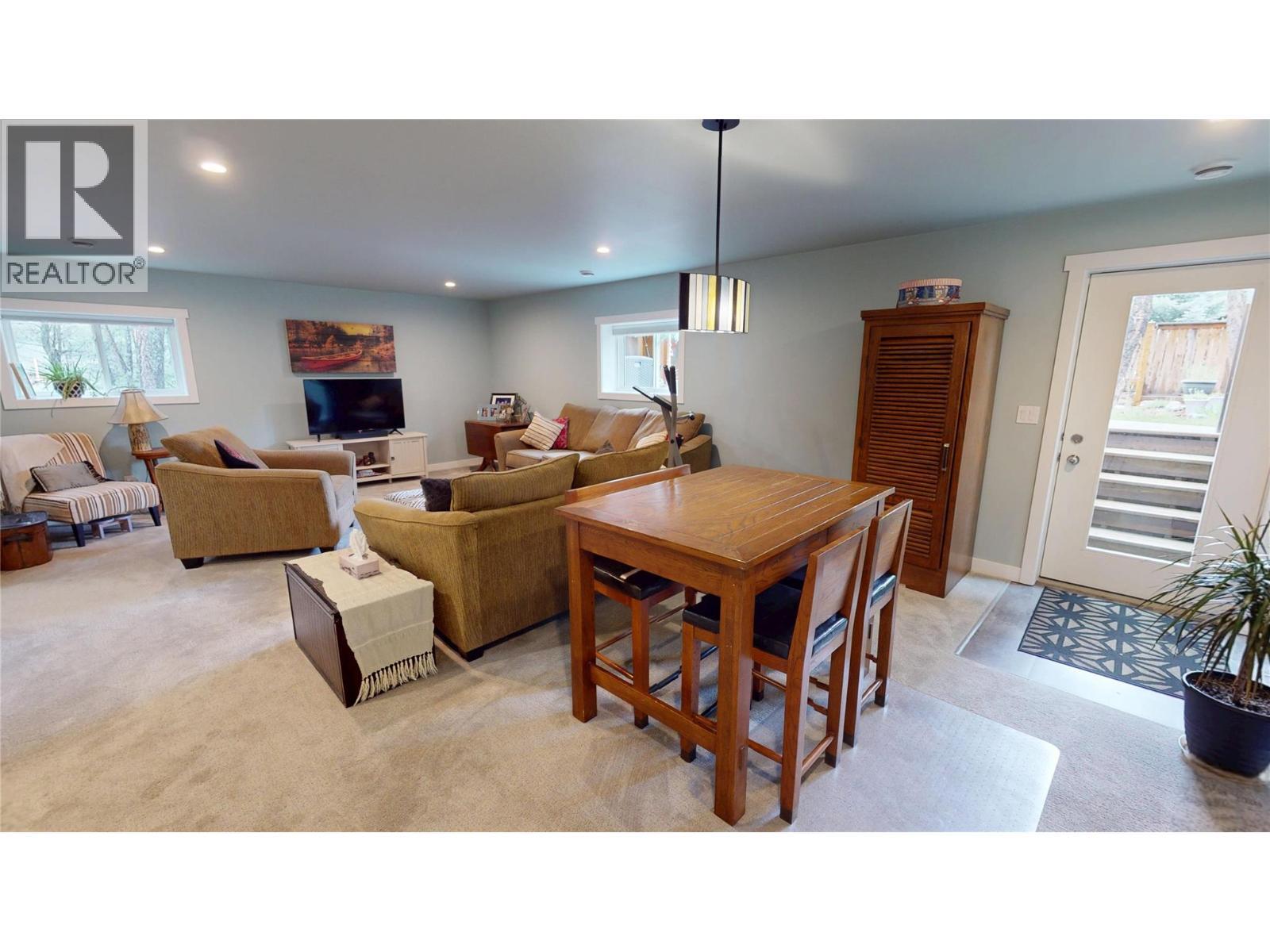 956 Copper Point Way, Invermere, BC