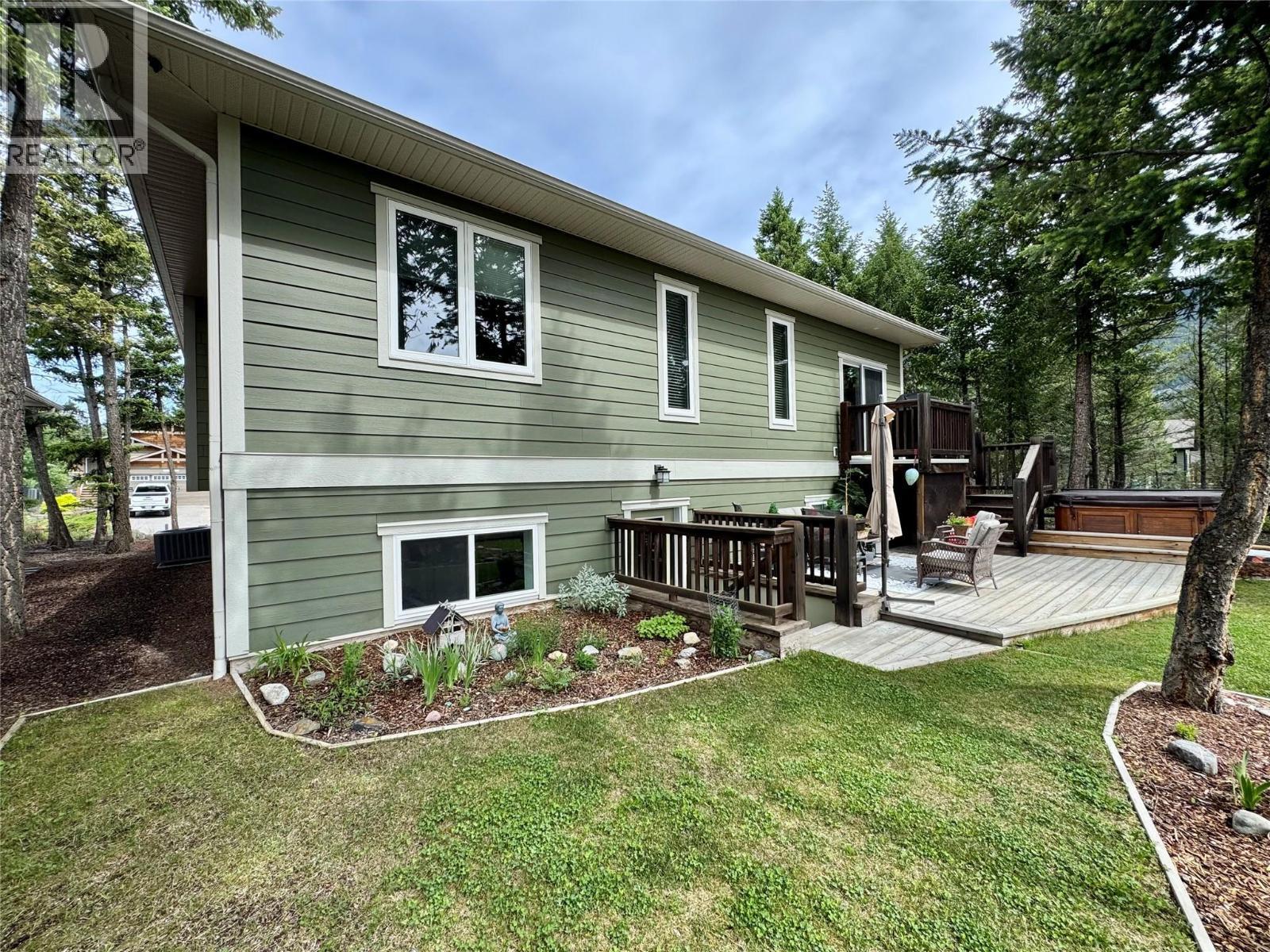 956 Copper Point Way, Invermere, BC