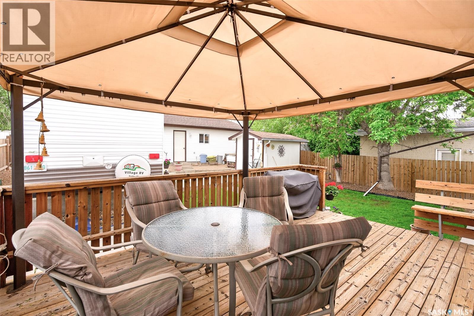 1031 Ross Street E, Moose Jaw, SK