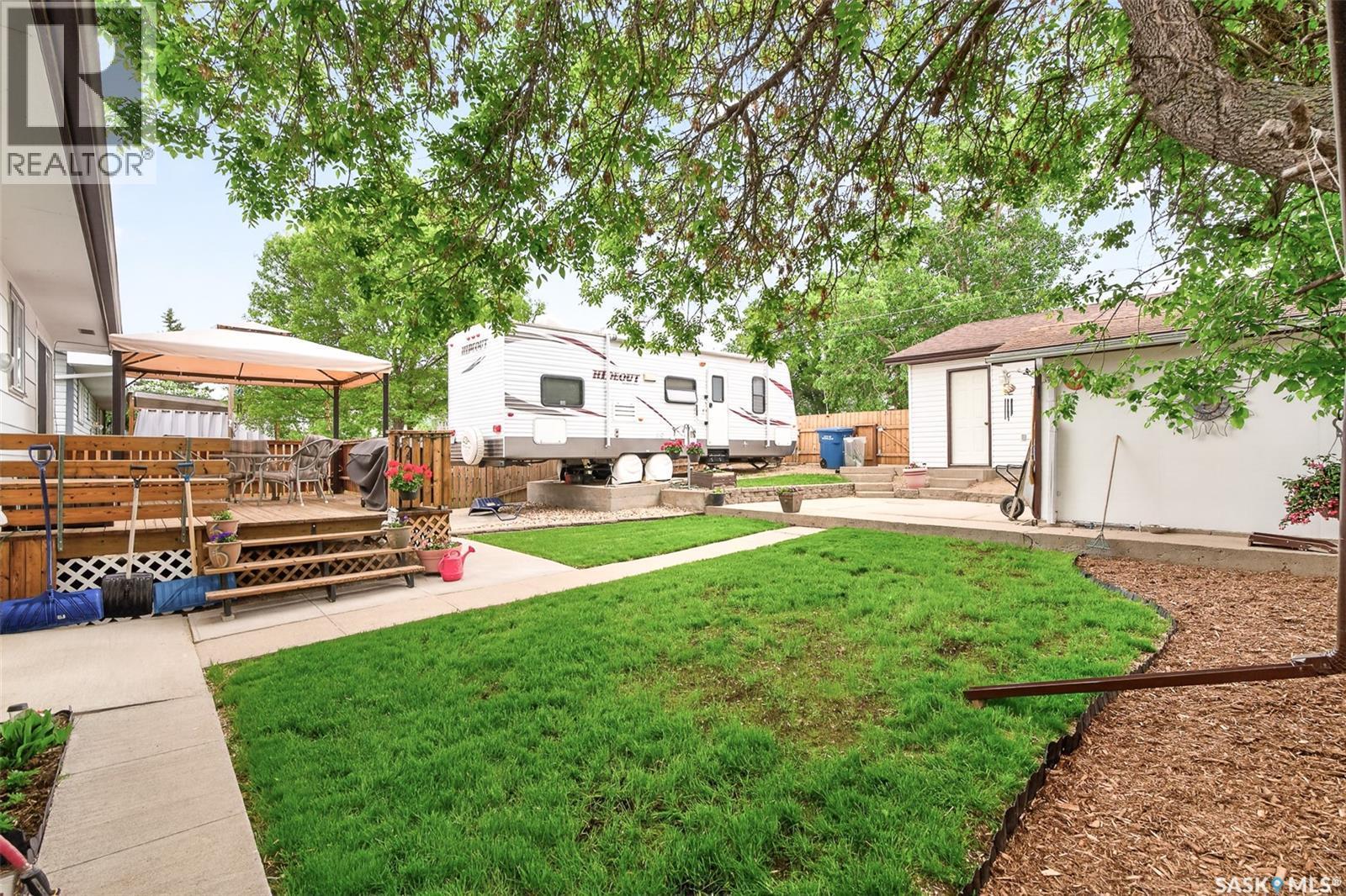 1031 Ross Street E, Moose Jaw, SK