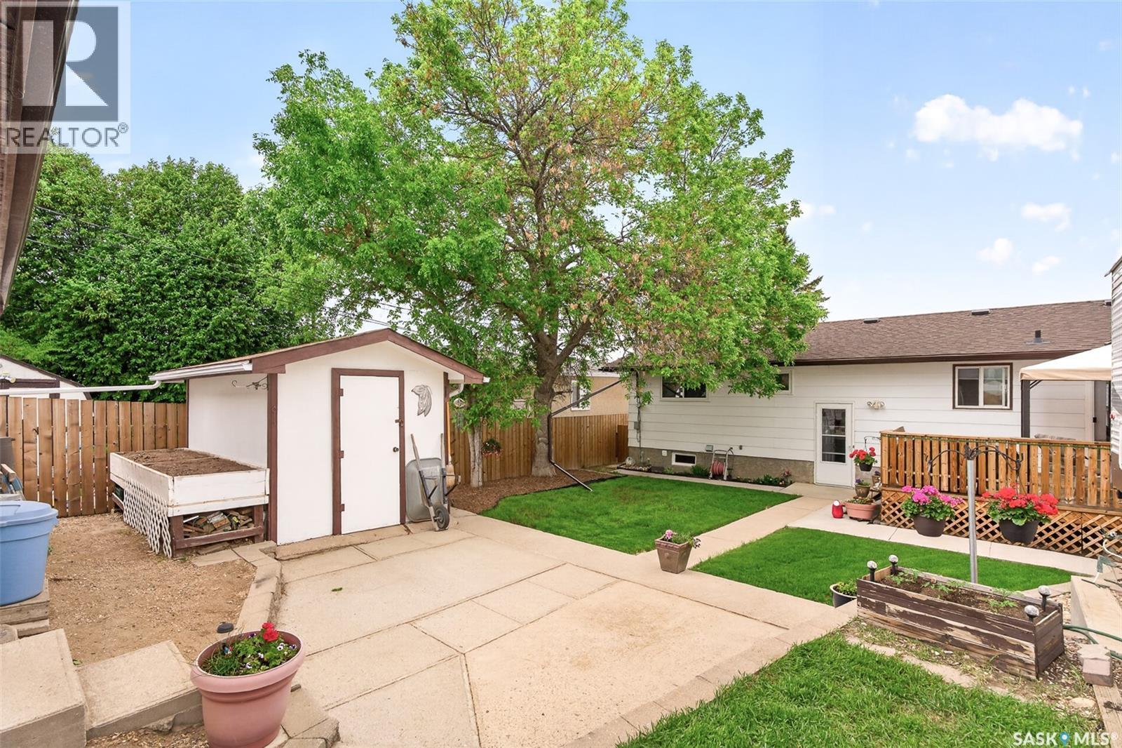 1031 Ross Street E, Moose Jaw, SK