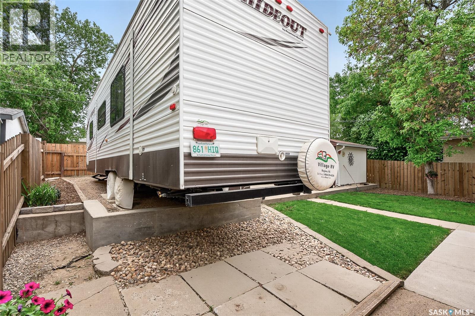 1031 Ross Street E, Moose Jaw, SK