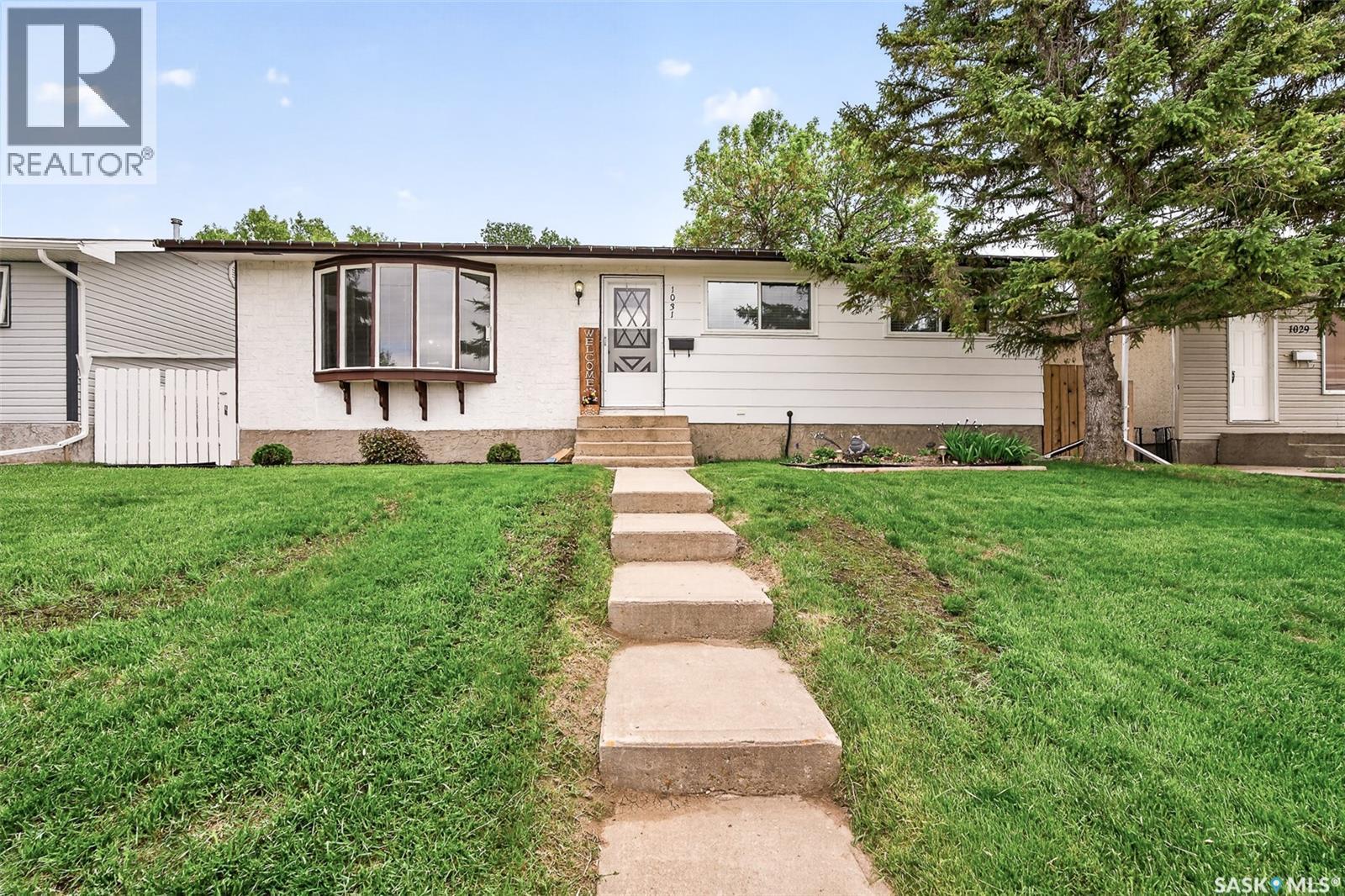 1031 Ross Street E, Moose Jaw, SK