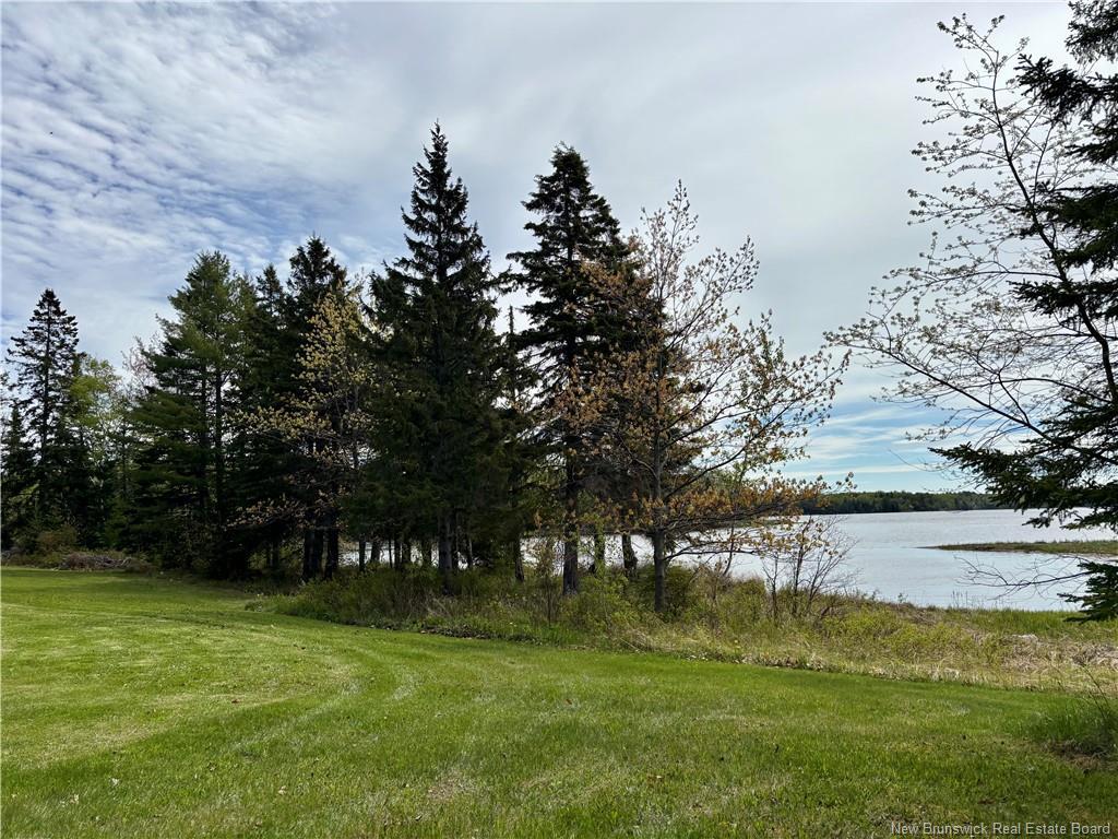 1892 Route 460, Tabusintac, NB