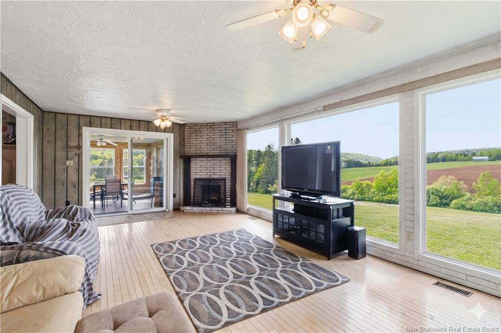 49 Hayward Rd, Prosser Brook, NB