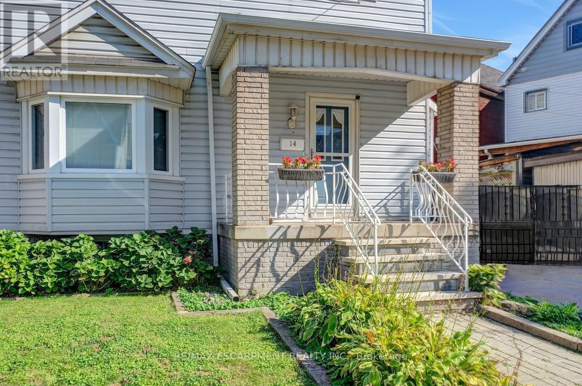 14 Niagara Street, Hamilton, ON