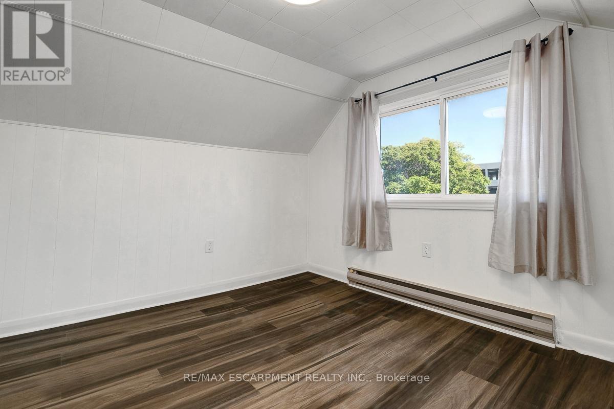 14 Niagara Street, Hamilton, ON
