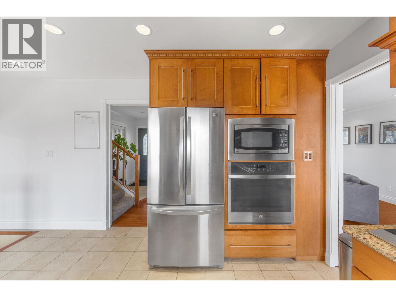 2545 Crestview Road, West Kelowna, BC
