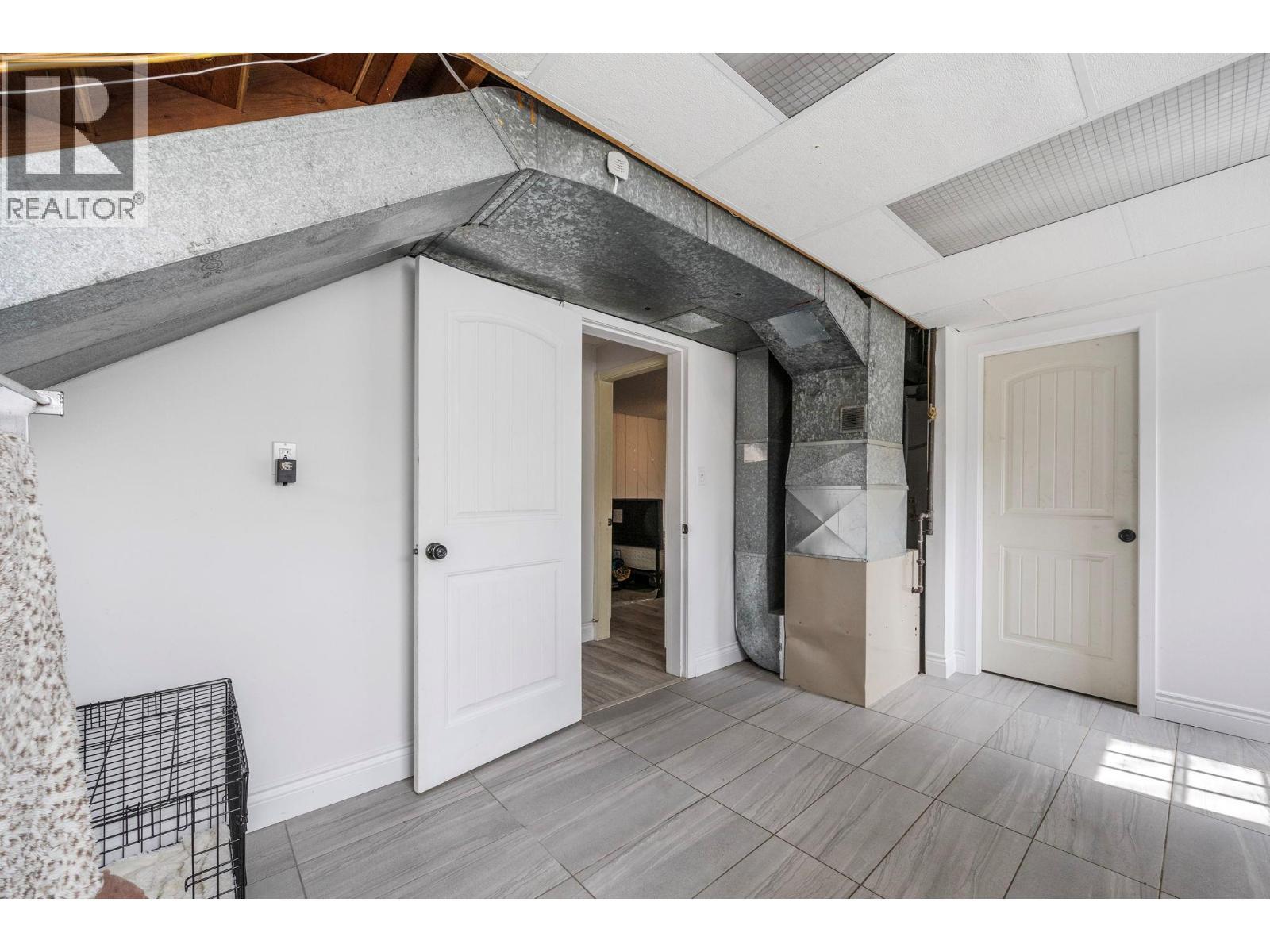 2545 Crestview Road, West Kelowna, BC
