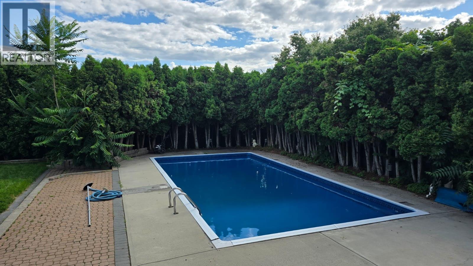 2545 Crestview Road, West Kelowna, BC