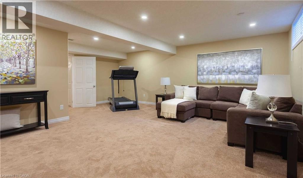 523 Windflower Crescent, Kitchener, ON - Indoor Photo Showing Other Room