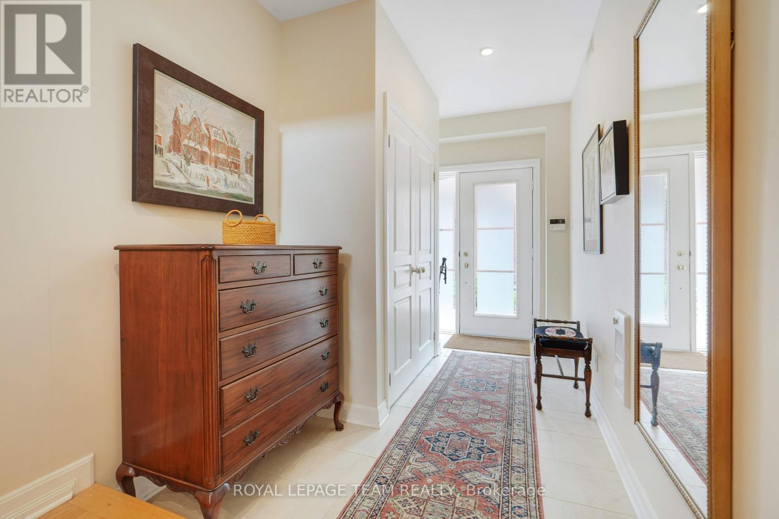 MAIN FLOOR ENTRY - 13 Oak Park Private, Ottawa, ON - Indoor Photo Showing Other Room