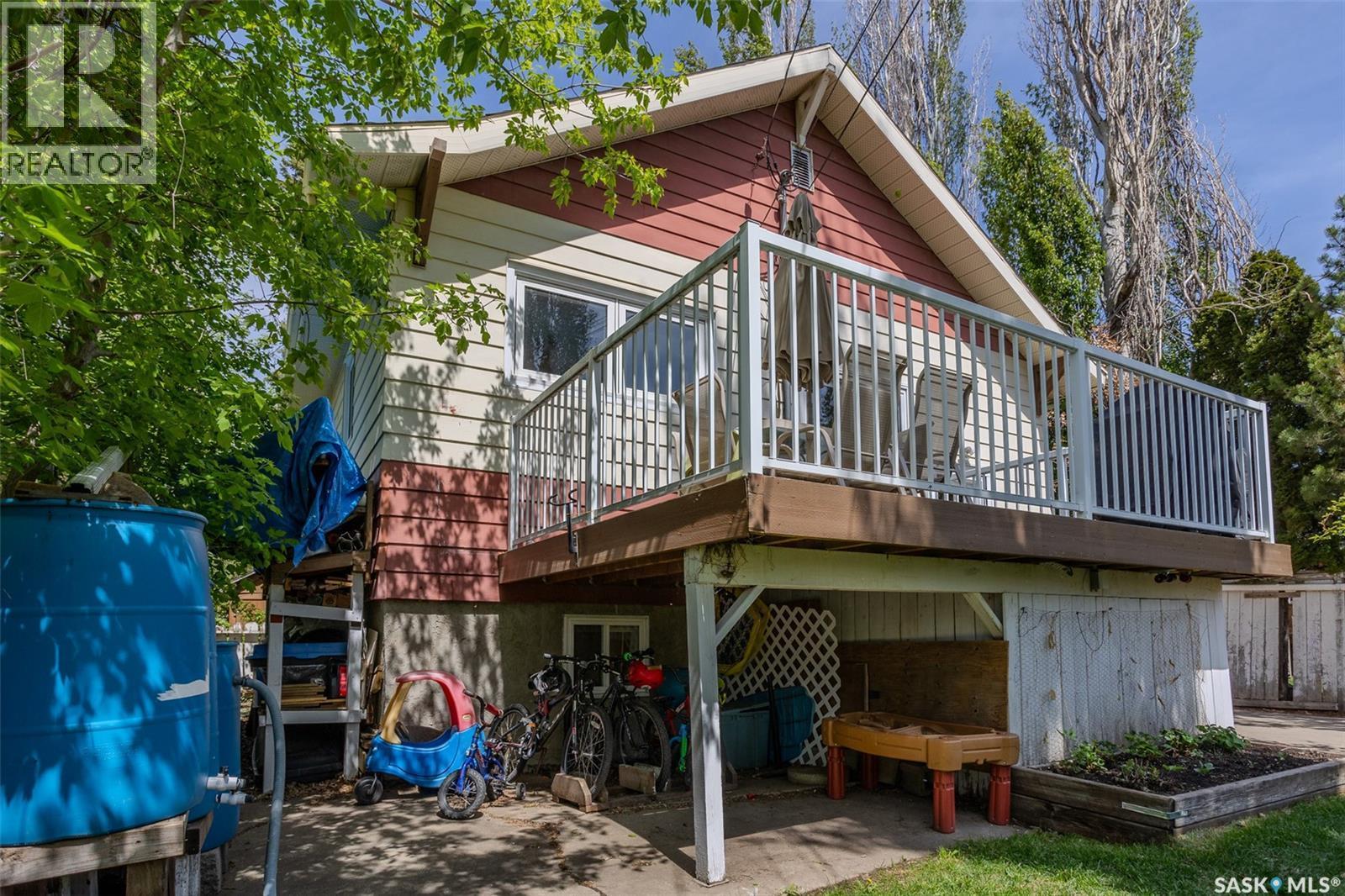 618 3Rd Street E, Saskatoon, SK