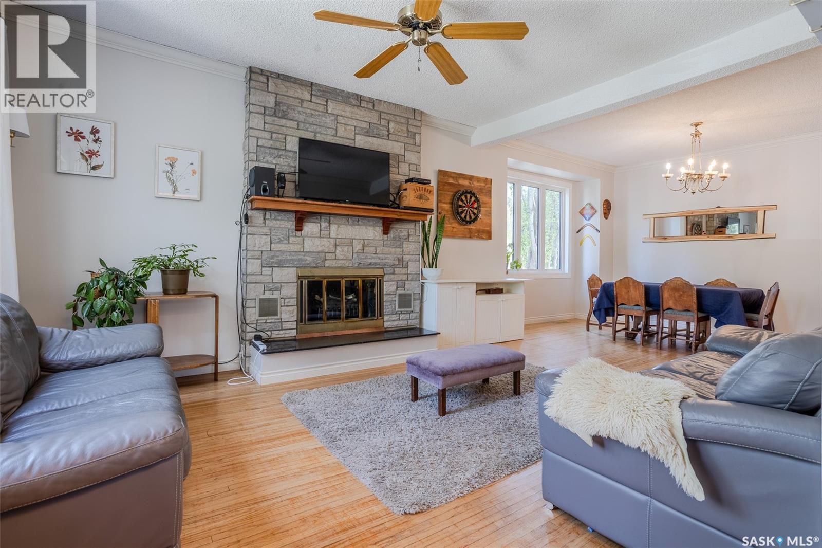 618 3Rd Street E, Saskatoon, SK