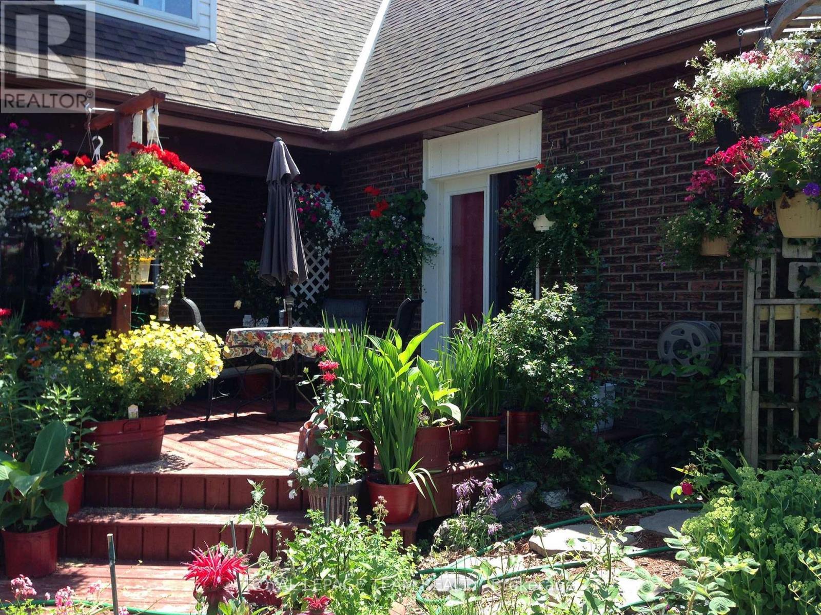 5687 Cherry Street, South Dundas, ON - Outdoor With Deck Patio Veranda
