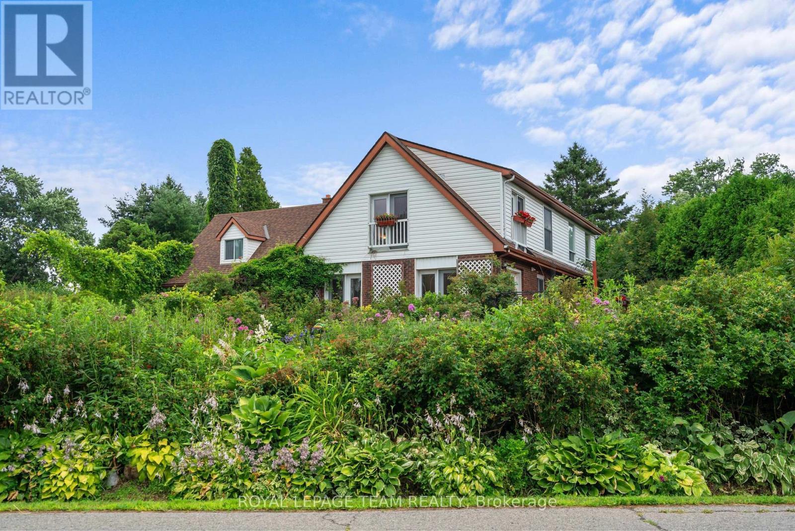 5687 Cherry Street, South Dundas, ON - Outdoor