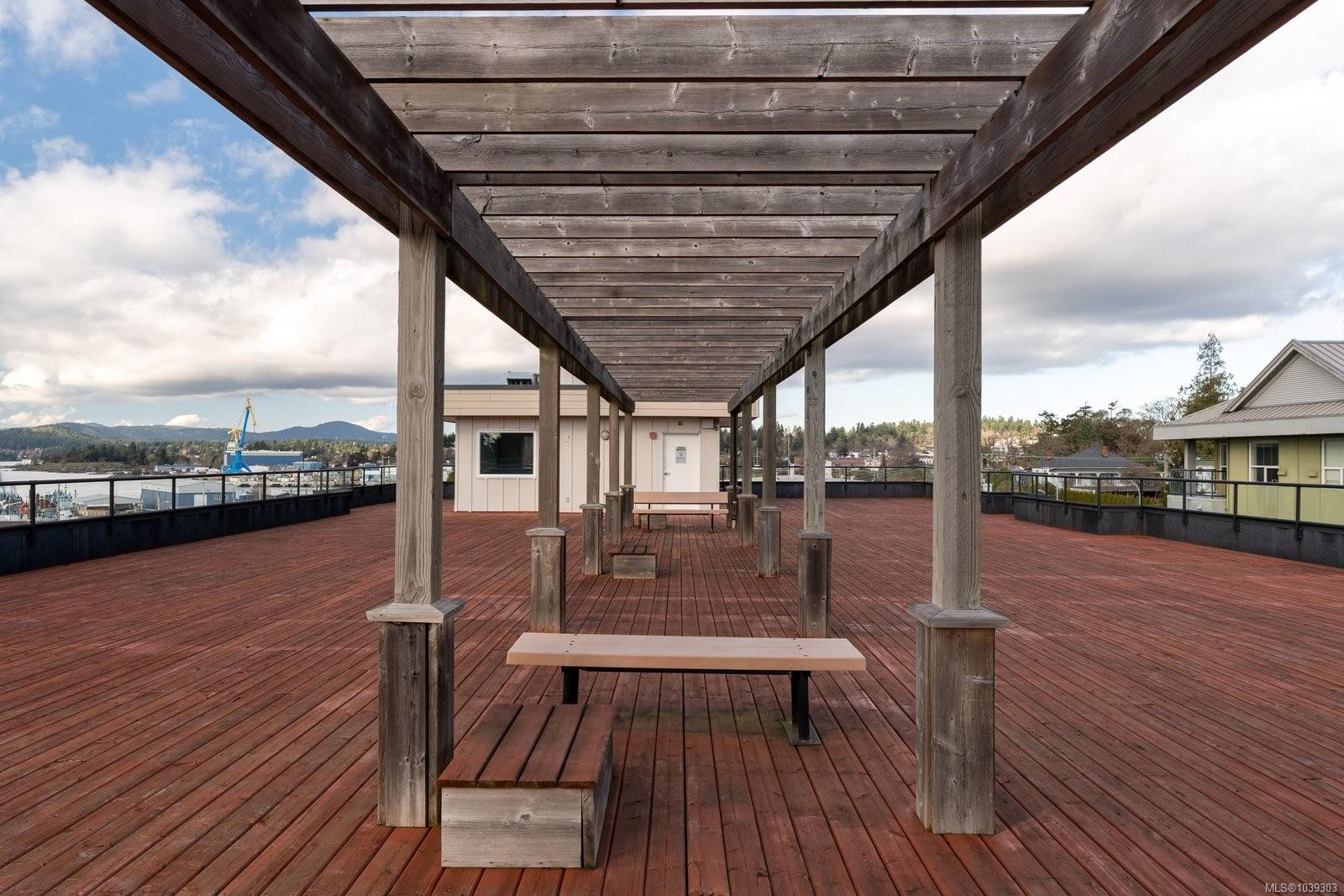 #204-1405 Esquimalt Rd, Esquimalt, BC - Outdoor With Deck Patio Veranda With Exterior
