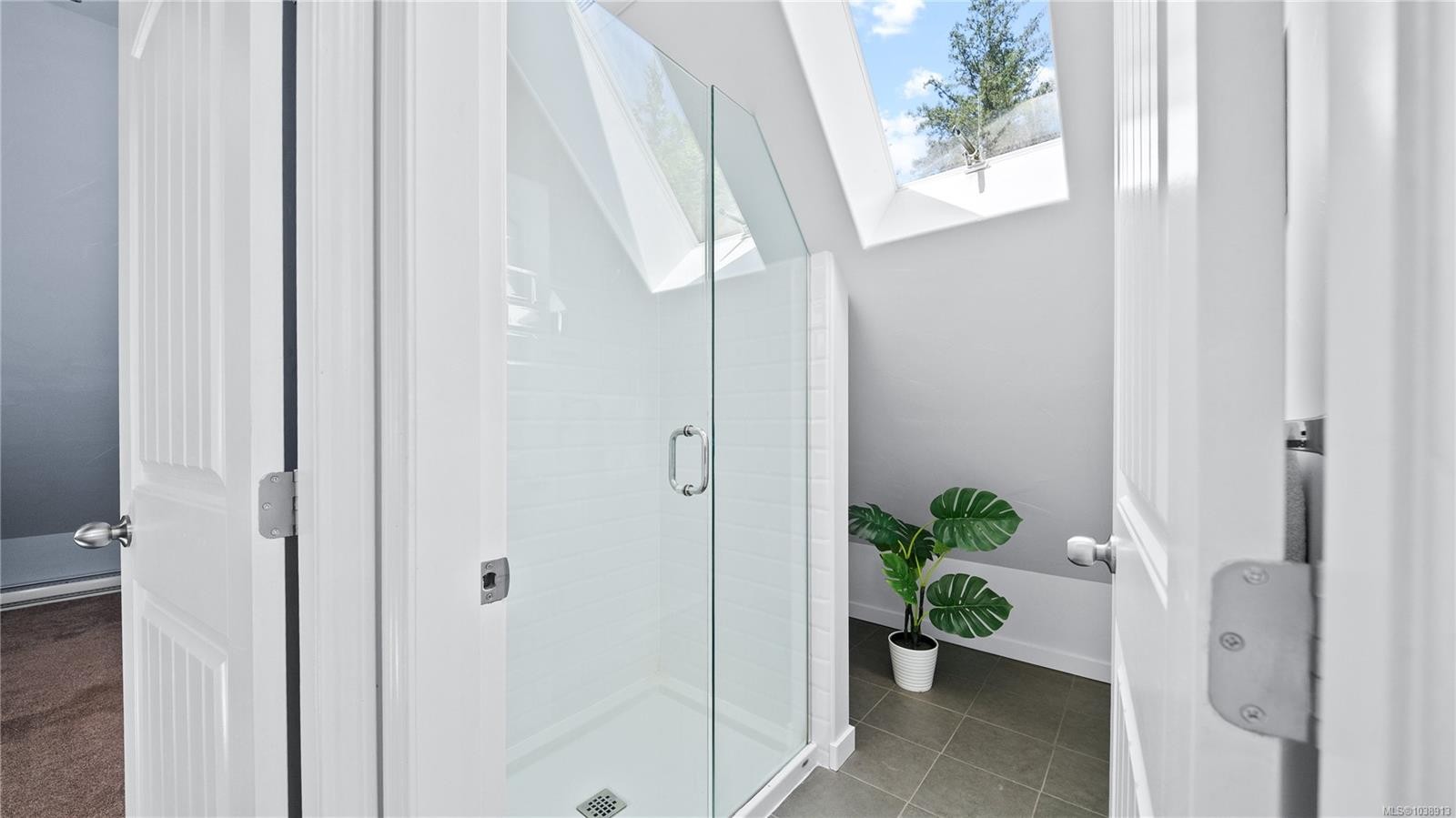 1000 Fashoda Pl, Langford, BC