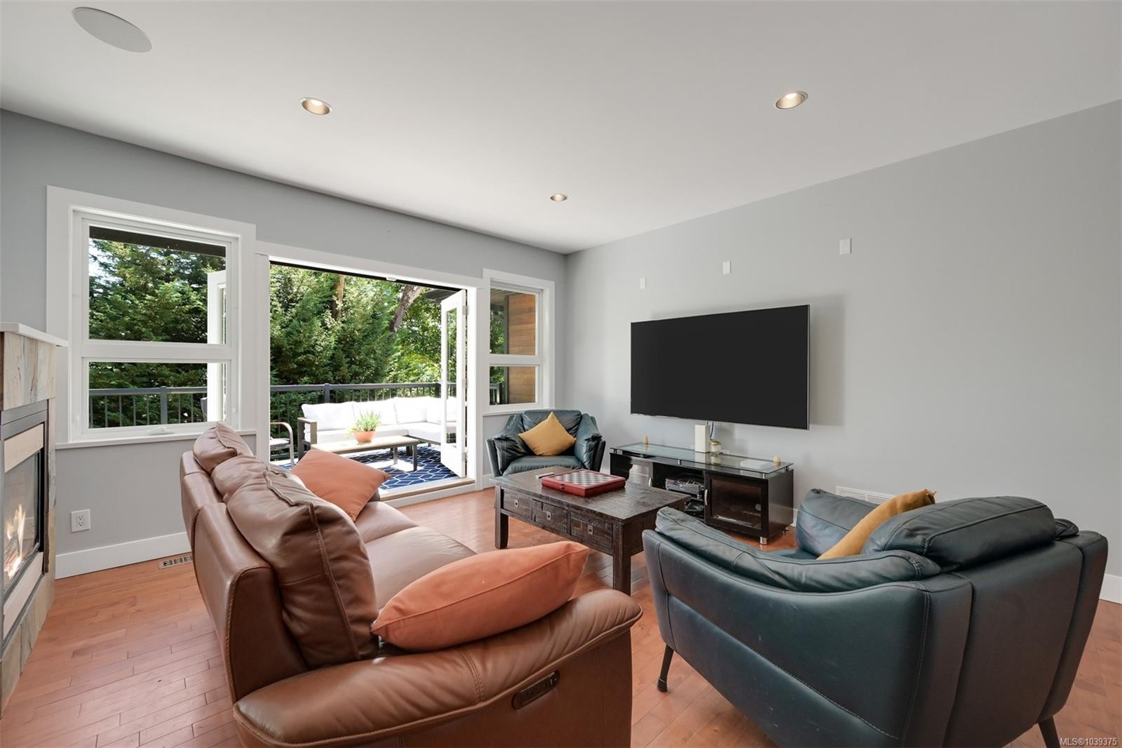 6799 Jedora Dr, Central Saanich, BC