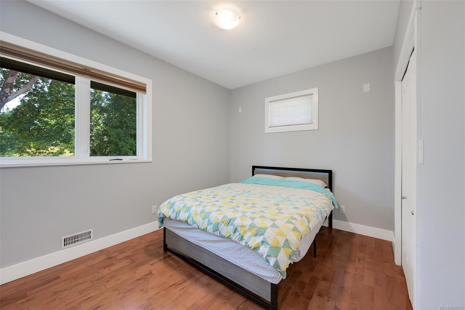 6799 Jedora Dr, Central Saanich, BC