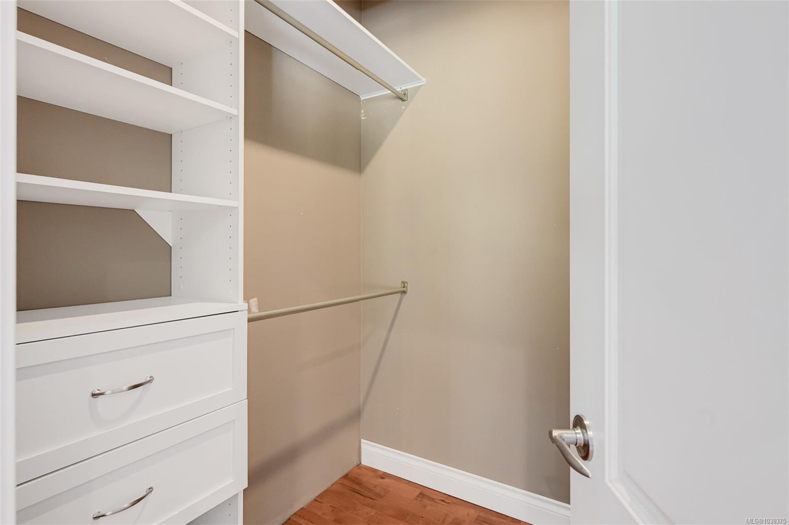 6799 Jedora Dr, Central Saanich, BC