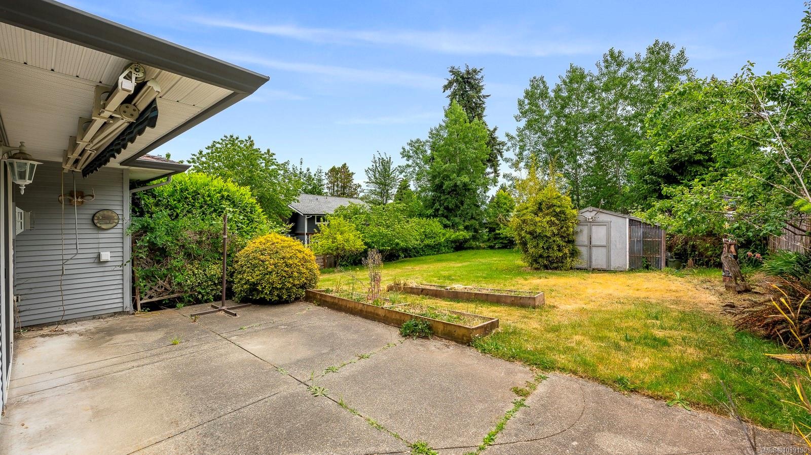 3351 Crescent St, Cumberland, BC