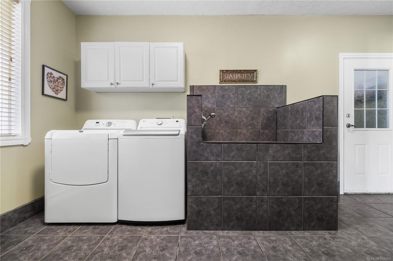608 Nelson Rd, Campbell River, BC
