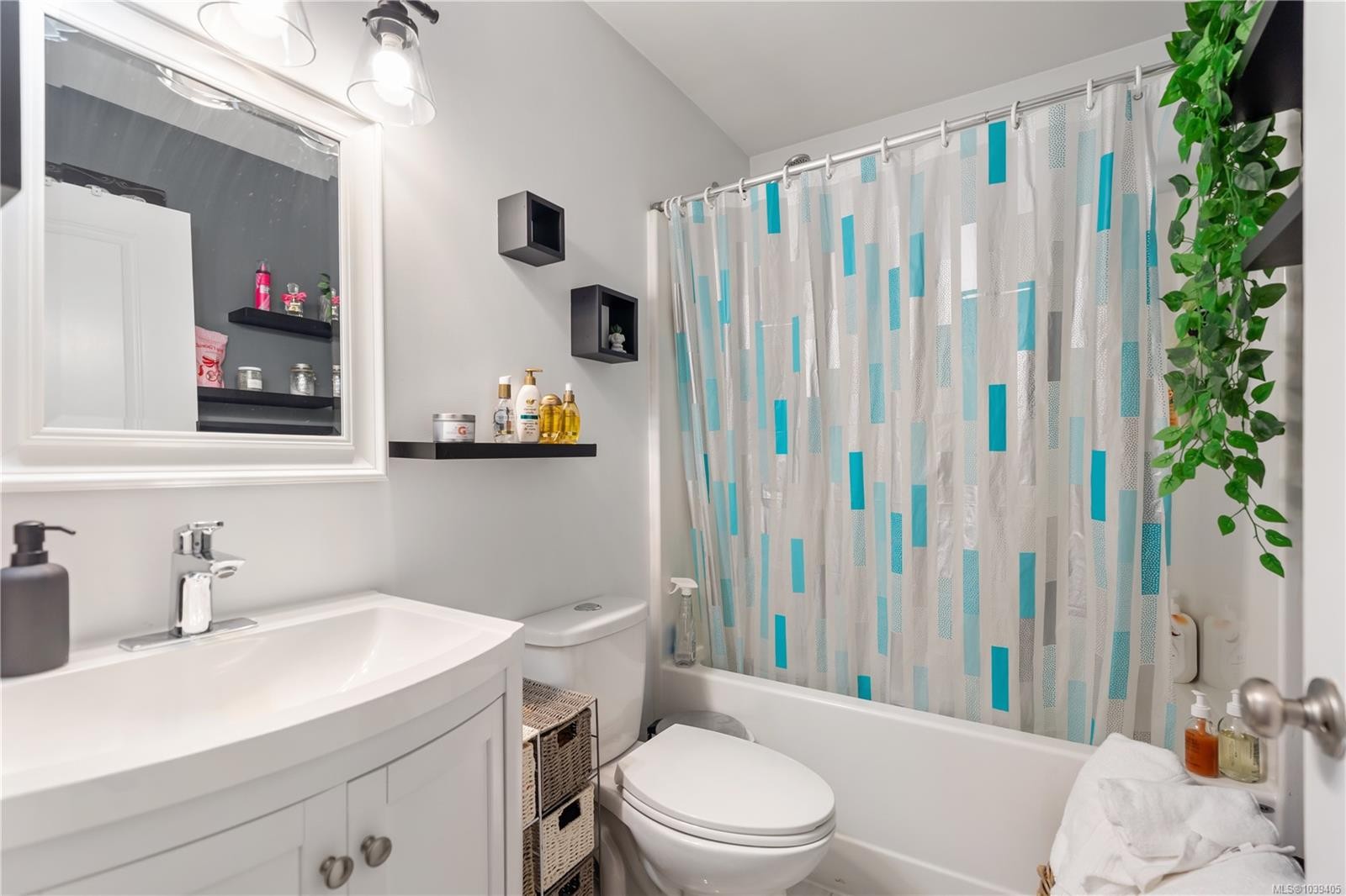 4921 Prospect Ave, Saanich, BC
