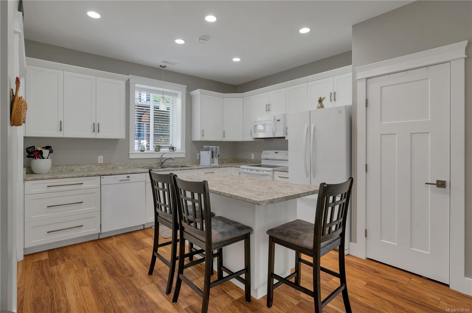2613 Sunderland Rd, Campbell River, BC
